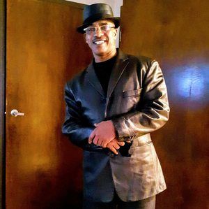 Meet your Posher, Bobby